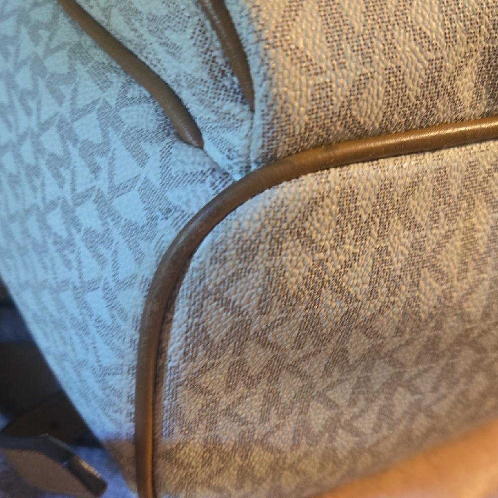Michael Kors Monogram Cream Backpack - Picture 8 of 8